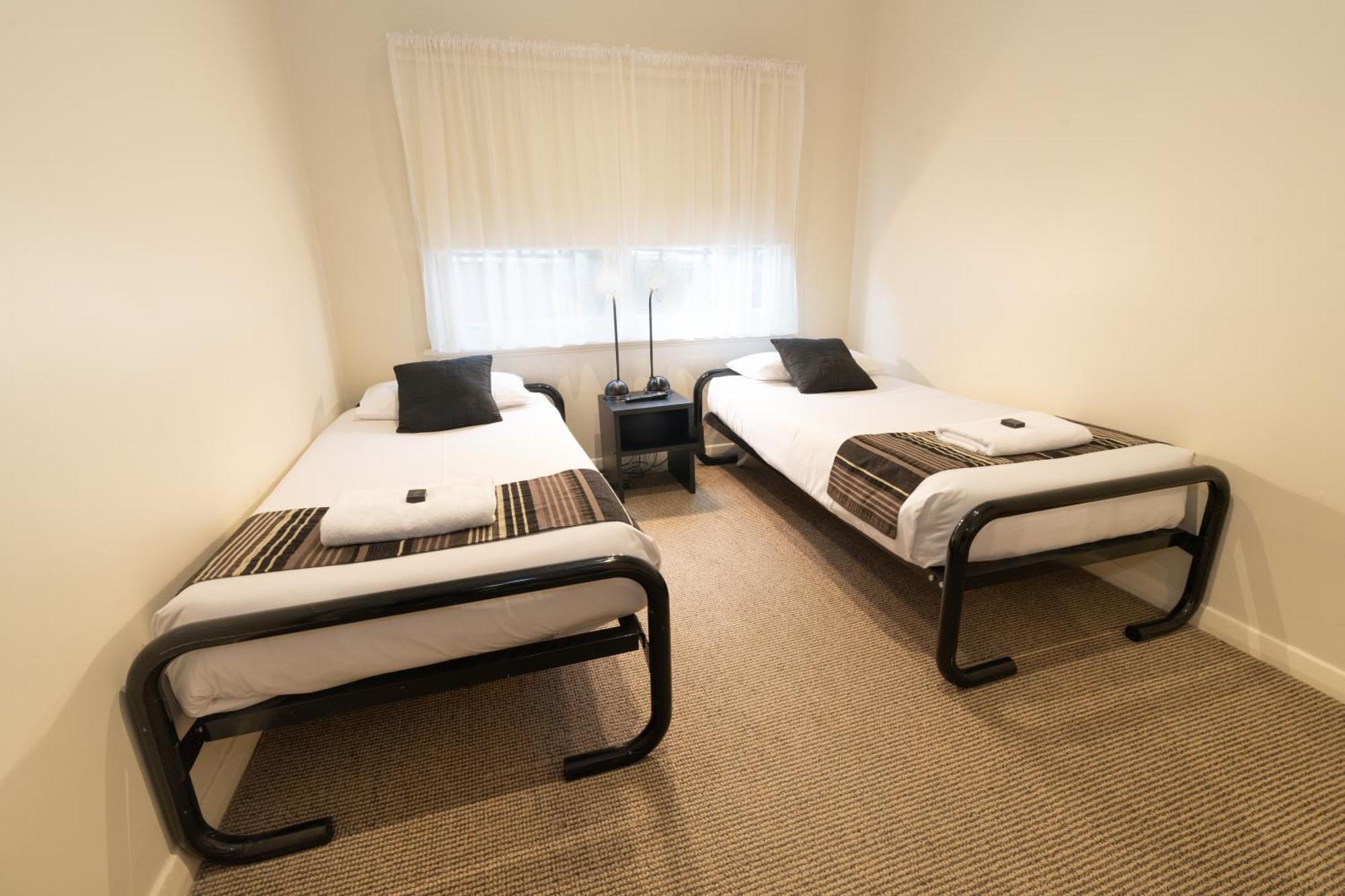 Sovereign Park Motor Inn 밸러랫 외부 사진