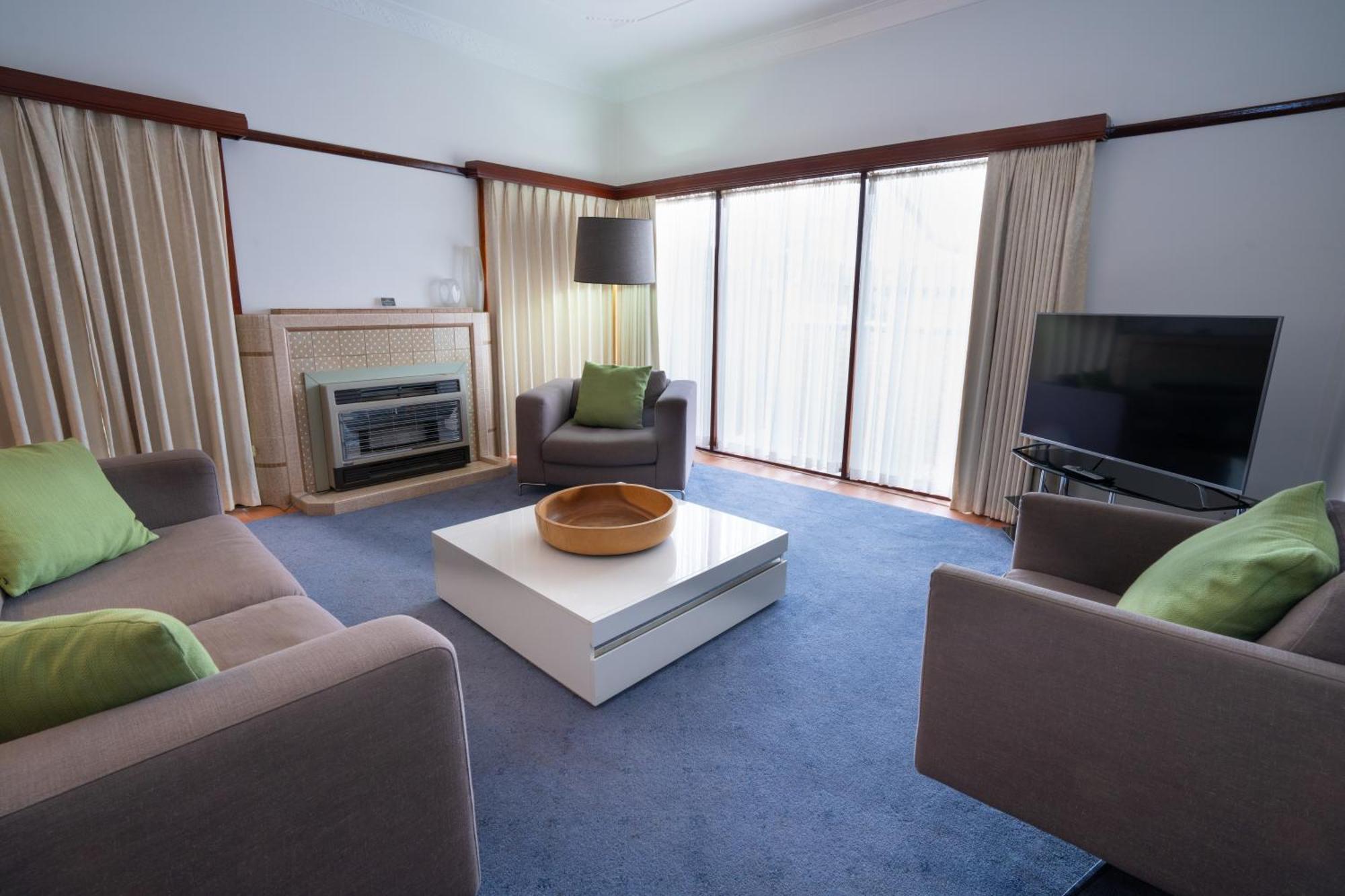 Sovereign Park Motor Inn 밸러랫 외부 사진