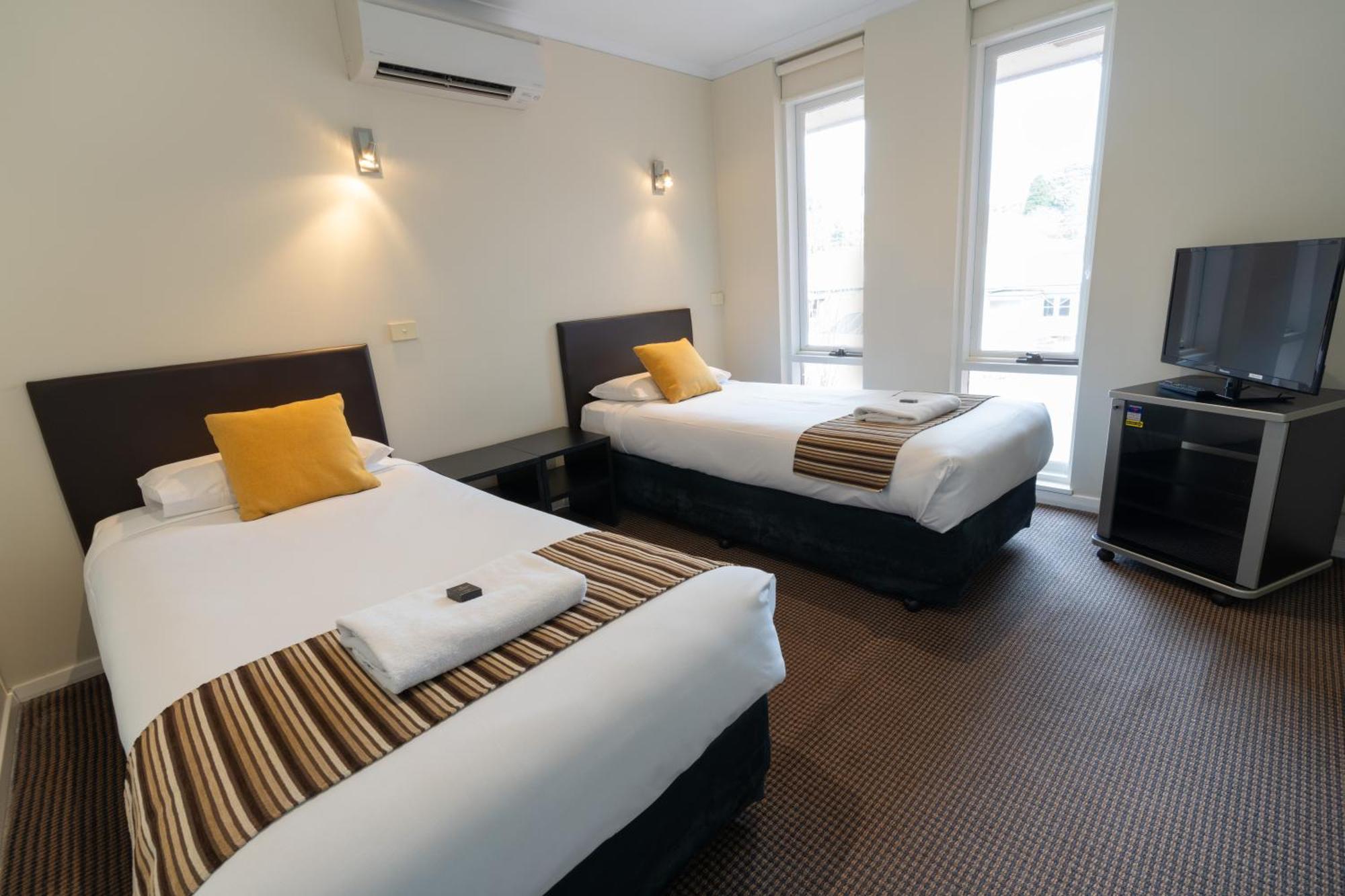 Sovereign Park Motor Inn 밸러랫 외부 사진