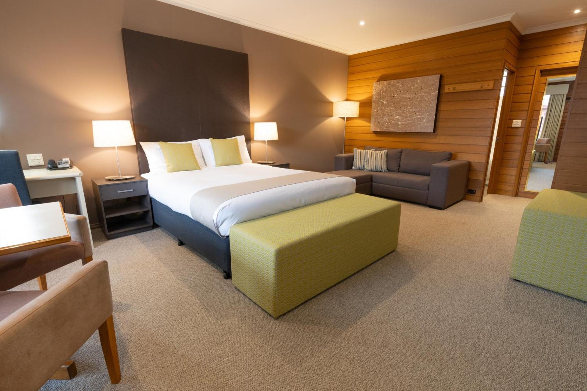 Sovereign Park Motor Inn 밸러랫 외부 사진