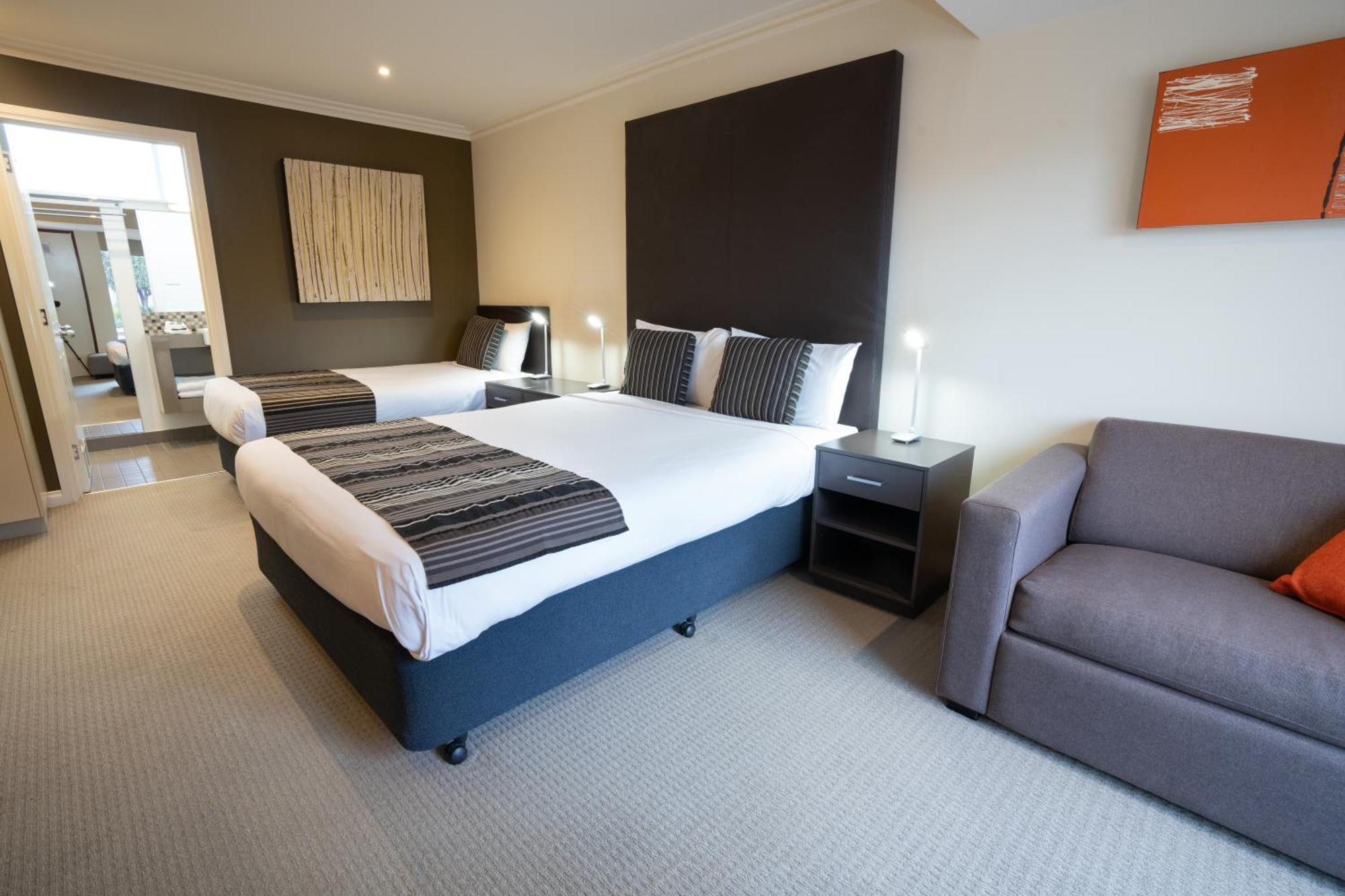 Sovereign Park Motor Inn 밸러랫 외부 사진