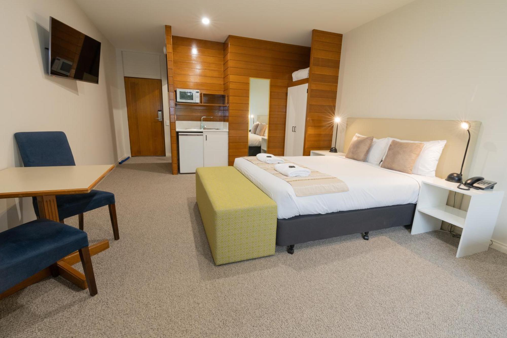 Sovereign Park Motor Inn 밸러랫 외부 사진